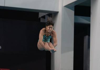 La debutante mexicana, de tan solo 14 años, se metió a la Final de los 3 metros trampolín.