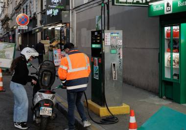 El Banco Central Europeo y el Banco de Inglaterra mantuvieron estables las tasas de interés el jueves, mientras monitorean el impacto económico de la guerra en Medio Oriente y el aumento de los precios del petróleo.