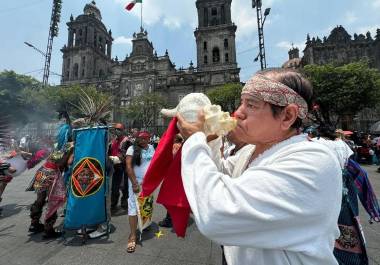 La decisión ocurrió entre falta de permisos de grabación y protestas de grupos indígenas.