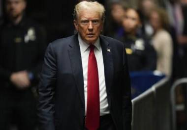 Trump podría haber respondido insistiendo en que no eran posibles más negociaciones con Irán. Podría haber afirmado que Irán estaba disparando contra barcos europeos, violando por completo el alto el fuego.