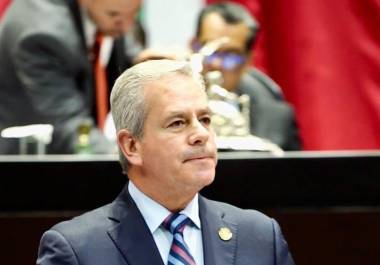 El diputado Marcelo Torres Cofiño criticó que la Federación concentre recursos en la Ciudad de México.