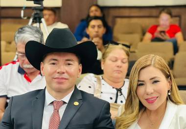 Horas después de que los hermanos Flores Guerra denunciaran presuntos abusos por parte de corporaciones estatales a través de transmisiones en redes sociales, la Fiscalía ofreció una rueda de prensa para exponer su versión sobre los hechos ocurridos en la Región Carbonífera.