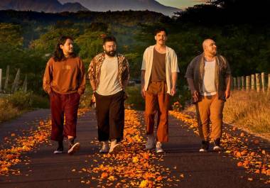 Los integrantes de PJAMA recorrieron los paisajes de Xico, Veracruz, para dar vida a la narrativa visual y musical de la campaña.