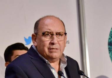 Rubén Moreira propone reforma para garantizar pensión a viudas y huérfanos a causa de la violencia.