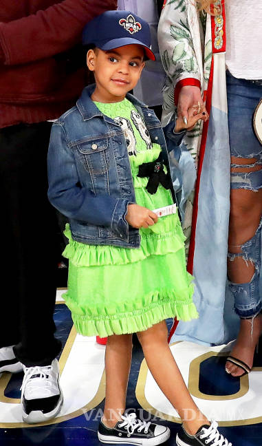 $!La hija de Beyonce, a sus 6 años, tiene estilista y asistente de compras