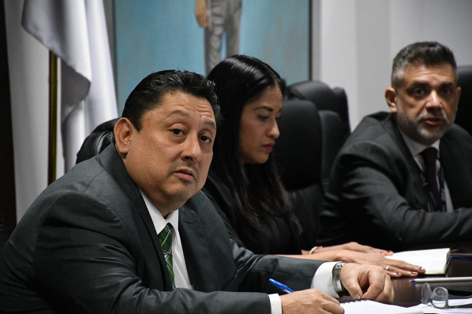 ¡Aquí no pasó nada! Uriel Carmona se reintegra a sus labores como fiscal de Morelos. Noticias en tiempo real