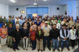 Especialistas y representantes de instituciones participan en la reunión nacional sobre la mariposa monarca, realizada en la UAAAN.