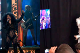 Celine Dion cantó tras bambalinas “Believe” durante presentación de Cher