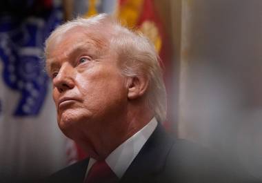 El presidente de Estados Unidos, Donald Trump, advirtió este martes que cualquier país que produzca y trafique droga hacia el país norteamericano “está sujeto a ataques”.