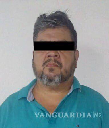 $!Vinculan a tres hombres detenidos con 74 kilos de cristal, en NL