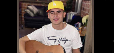 Allegados al joven piden justicia y que no quede impune la muerte de Cris, ocurrida tras su traslado del Centro de Detención Temporal al Hospital General de Torreón.