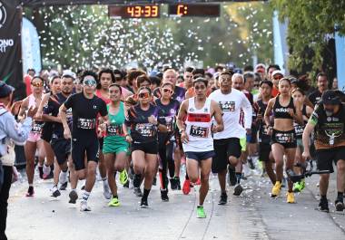 Corredores tomaron la salida en Avenida Universidad para participar en la quinta edición de Corriendo Juntos Contra el Hambre.