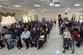 Entregan 110 dictámenes de jubilación a docentes y administrativos en Coahuila.