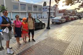 El colectivo señaló que las banquetas y vialidades del Centro Histórico aún presentan obstáculos para personas con discapacidad, adultos mayores y familias.