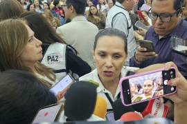 Liliana Salinas Valdés, presidenta honoraria de DIF Coahuila, participó en la jornada de capacitación sobre Cultura de Paz y Mediación Escolar Inclusiva realizada en Torreón.