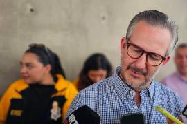 El titular de Educación estatal informó que las estructuras siguen en revisión y sin fecha definida para su reposición.