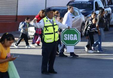 Este lunes más de 600 mil alumnos de nivel Básico inician el ciclo escolar 2024-2025.