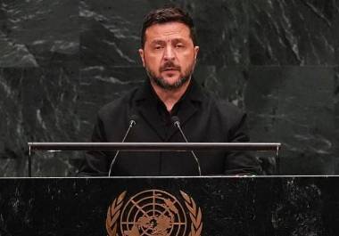 Zelensky advirtió que pronto llegará el momento en que la IA dicte cómo se libran las guerras, a medida que se fabriquen armas cada vez más sofisticadas a un ritmo acelerado.