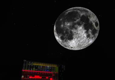 Una imagen de la Luna es proyectada en el Planetario Iziko en Ciudad del Cabo, Sudáfrica. Un grupo internacional de astrónomos se suma a los llamados para darle a la Luna su propio reloj