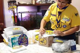 Grupo de scouts saltillenses dona material de protección a personal médico de clínicas de Coahuila