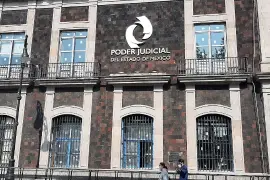 La Fiscalía del Estado de México investigará el destino de más de 42 millones de pesos y a 168 presuntos beneficiarios de 324 plazas docentes inexistentes.