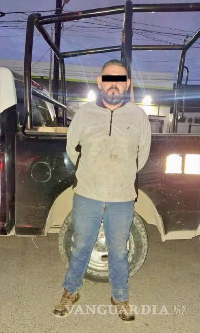 $!Autoridades estatales trasladaron al presunto agresor ante el Ministerio Público para definir su situación jurídica.