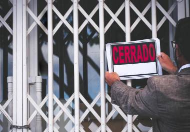 En la mayor parte de los casos, los emprendedores argumentaron los cierres por situaciones adversas a su actividad.