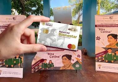 La Beca Rita Cetina ya comenzó a depositarse para estudiantes de secundaria y las familias que todavía no reciben el apoyo se preparan para una nueva convocatoria.