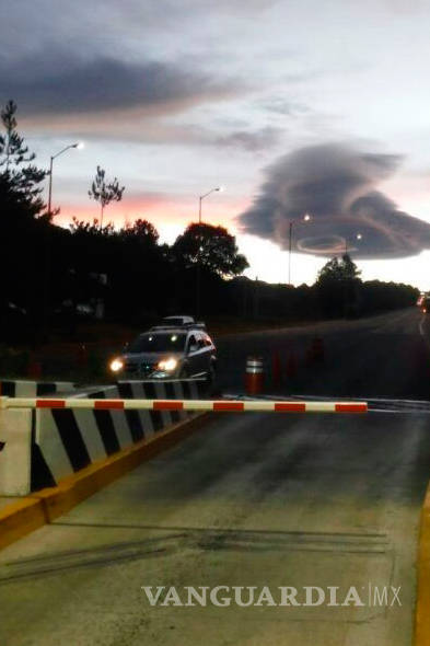 $!Extraña nube sorprendió a los michoacanos, ¿qué fue lo que ocurrió?