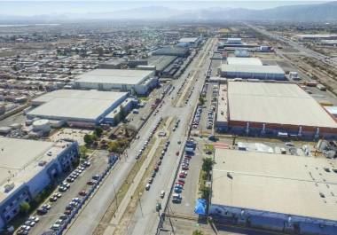 Empresarios estadounidenses han mostrado interés en invertir en los parques industriales de Coahuila.