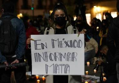 El documento advierte que “lejos de tratarse de hechos aislados, las agresiones contra la prensa responden a patrones sostenidos que demuestran un ambiente hostil contra el gremio”.