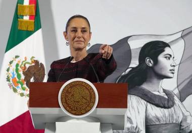 “Hay una visión distinta del que fabrica, que el que es usuario de esa fabricación y que también importa”, aseguró la Presidenta.