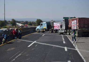 Transportistas piden seguridad en carreteras y campesinos mejoras al campo y la cadena de producción.