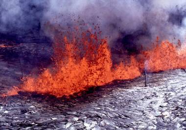 El volcán Kilauea de Hawái hizo erupción.