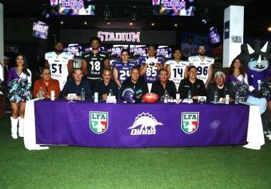 El equipo de Saltillo presentó sus uniformes para la Temporada 2026 de la LFA, destacando el regreso del jersey morado.