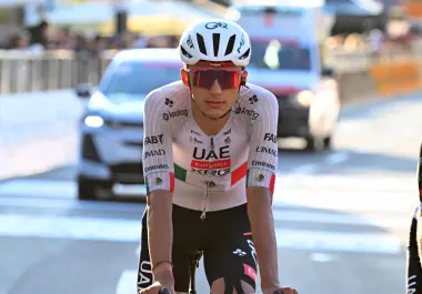 Isaac del Toro no logró repetir su actuación de 2025 en Il Lombardia y terminó en el puesto 28, a casi cinco minutos del campeón Paul Seixas.