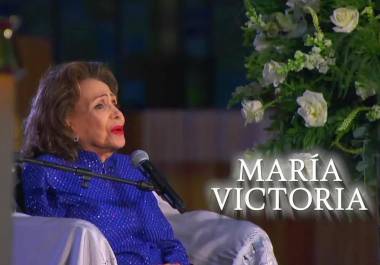 María Victoria, con 102 años, dedica un emotivo canto a la Virgen de Guadalupe durante las festividades. Conoce los detalles del homenaje y el impacto de su participación.