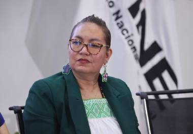 Claudia Arlett Espino renunció a la Secretaría Ejecutiva del INE por motivos de salud y razones personales y familiares.