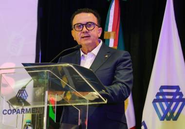 Banamex y BBVA alertaron por el escenario de revisiones anuales impuesto por la administración de Trump; ante la vulnerabilidad del comercio.
