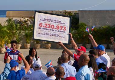 Esta situación sucedió un día después de que el mandatario Donald Trump firmara una nueva orden ejecutiva contra la nación caribeña.