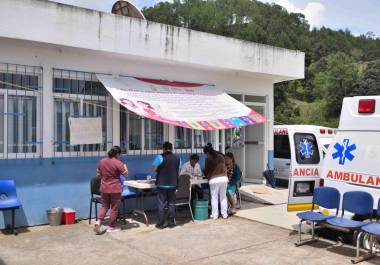 El Centro de Derechos Humanos de la Montaña Tlachinollan advirtió sobre el consumo de drogas sintéticas entre los niños y jóvenes, ya que el problema no ha sido dimensionado en las comunidades donde ya circula en las escuelas.