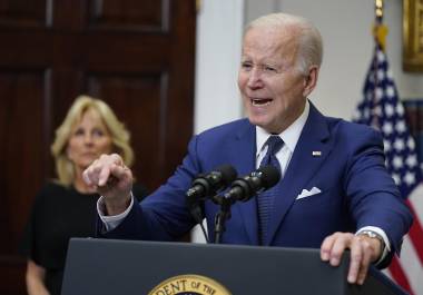 Joe Biden enfrenta un cáncer a sus 83 años de edad y su hijo informó que su padre padece de dolor y debilitamiento por los síntomas.