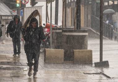 La Tormenta Tropical ‘Milton’ continuará desplazándose sobre el golfo de México, mantendrá las condiciones para lluvias muy fuertes en Tamaulipas (costa), Veracruz, Tabasco, Campeche, Yucatán y Quintana Roo.