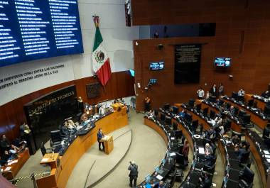 El Senado de la República inició la discusión y posterior votación sobre la reforma que estipula la extinción de Órganos Constitucionalmente Autónomos (OCA), como el Instituto Nacional de Transparencia, Acceso a la Información y Protección de Datos Personales (INAI).