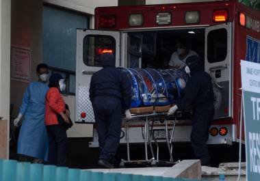 Ya suman tres los hospitales en Coahuila que cuentan con 100% de ocupación en camas para atender pacientes COVID-19. FOTO: MARIO JASSO/CUARTOSCURO