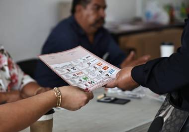 En municipios como Torreón y Acuña, la instalación de casillas alcanzó el 100 por ciento de manera oportuna, de acuerdo con el corte del organismo electoral.
