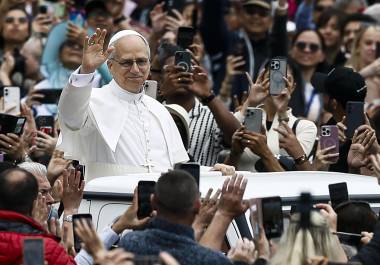 El papa León XIV, el primer papa estadounidense de la historia, nombró a su primer obispo estadounidense al designar a Michael Pham como prelado de San Diego.