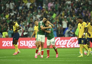 La Selección Mexicana venció 2-0 a Ecuador en un Estadio CDMX repleto y aseguró su lugar en los Octavos de Final del Mundial 2026.