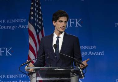 Jack Schlossberg, nieto del expresidente de Estados Unidos John F. Kennedy, durante un acto en la sede de la Biblioteca John F. Kennedy en Boston, Massachusetts.