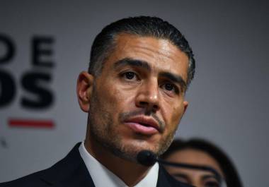El senador y coordinador del grupo parlamentario PVEM en el Senado, Manuel Velasco, destapó al titular de SSPC, Omar García Harfuch, como candidato de la Cuarta Transformación a la elección presidencial de 2030.